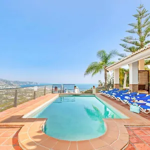 Villa Alcahuey, Torrox